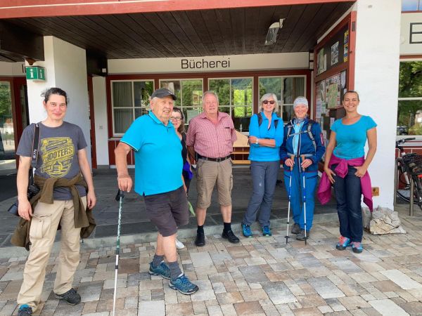 Kräuterwanderung durch die Chiemgauer Natur